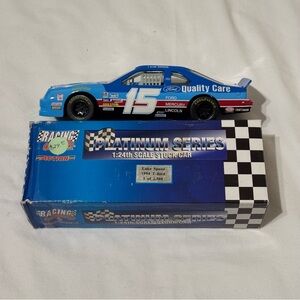 Nascar Action Collectables Diecast 1/24 Scale Racing Car Lake Speed # 15 1994